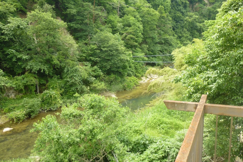 客室から見える摺上川